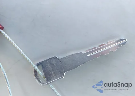 2004 Saturn Vue V6 z USA, uszkodzony, nr VIN 5GZCZ53404S827732